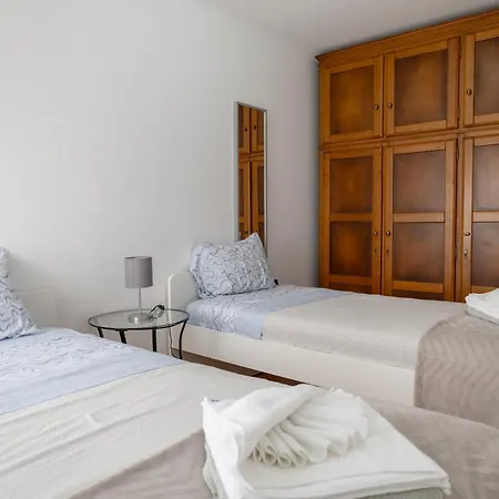 Cantinho Da Sara * Ponta Delgada